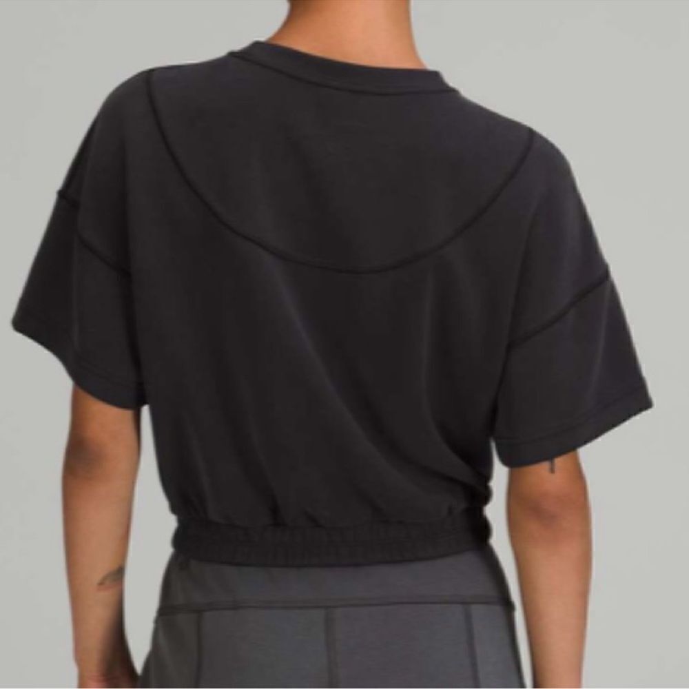 Lululemon Softstreme Gathered T-Shirt Black - Picture 2 of 7